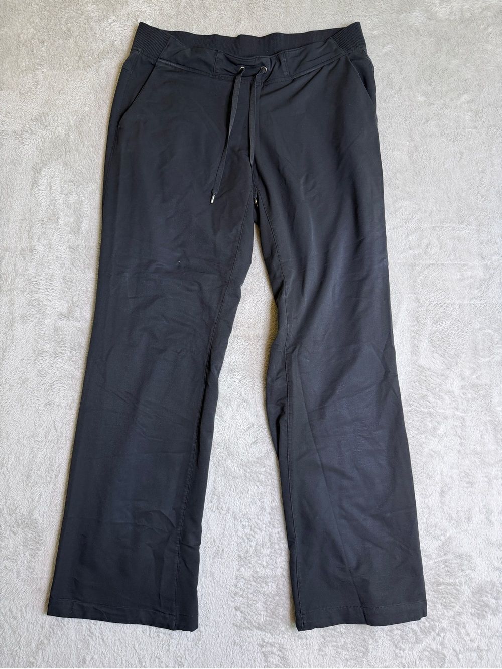 Athleta Women's Black Drawstring Sweatpants - Relaxed Fit 12